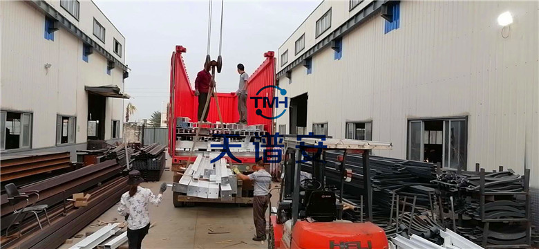 粵新松與時間賽跑,尼日爾鋼結構準時發貨2 粵新松與時間賽跑,尼日爾鋼結構準時發貨2